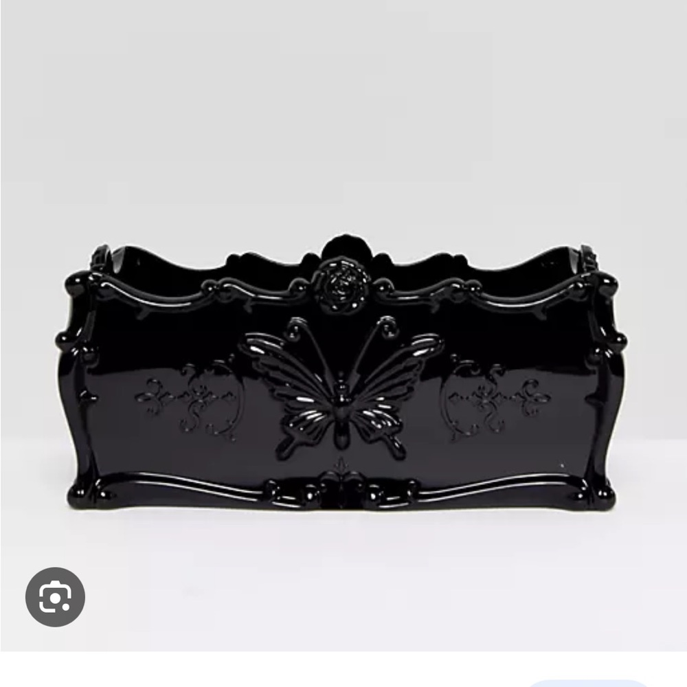 Anna sui beauty box and mirror
